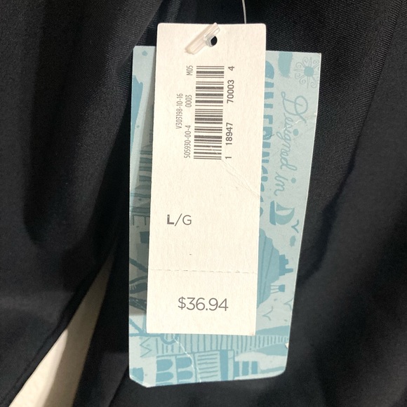 ❌SOLD❌LG•NWT•OLD NAVY•LACE UP LONG SLEEVE BLACK TOP• - Picture 6 of 6